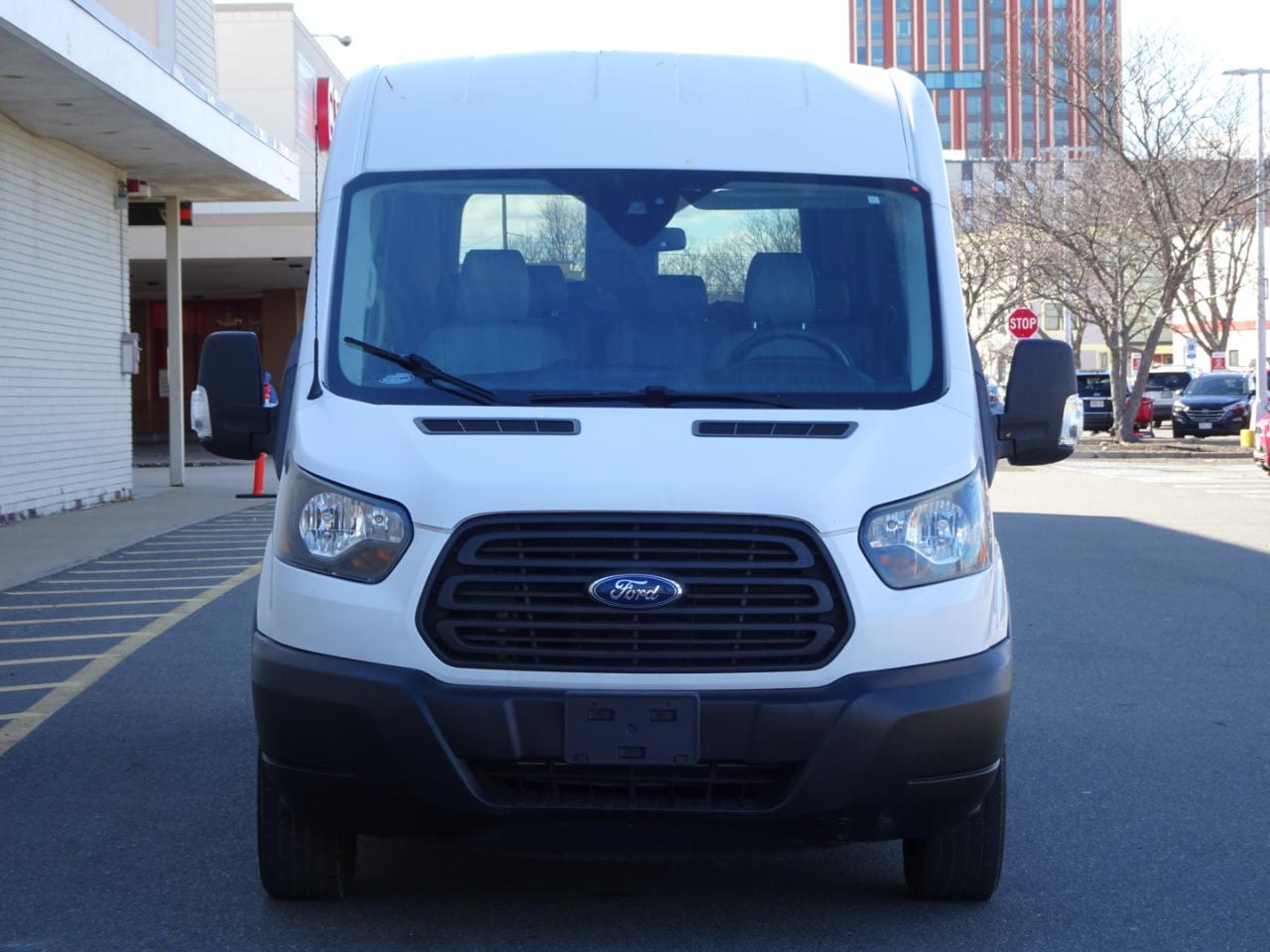 Ford Transit Wagon T-350 148" Med Roof XLT Sliding RH Dr 2017