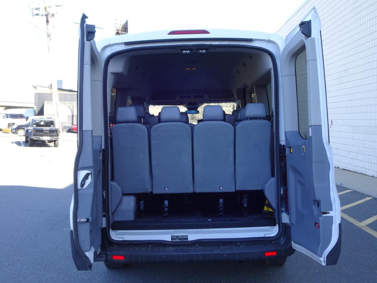 Ford Transit Wagon T-350 148" Med Roof XLT Sliding RH Dr 2017