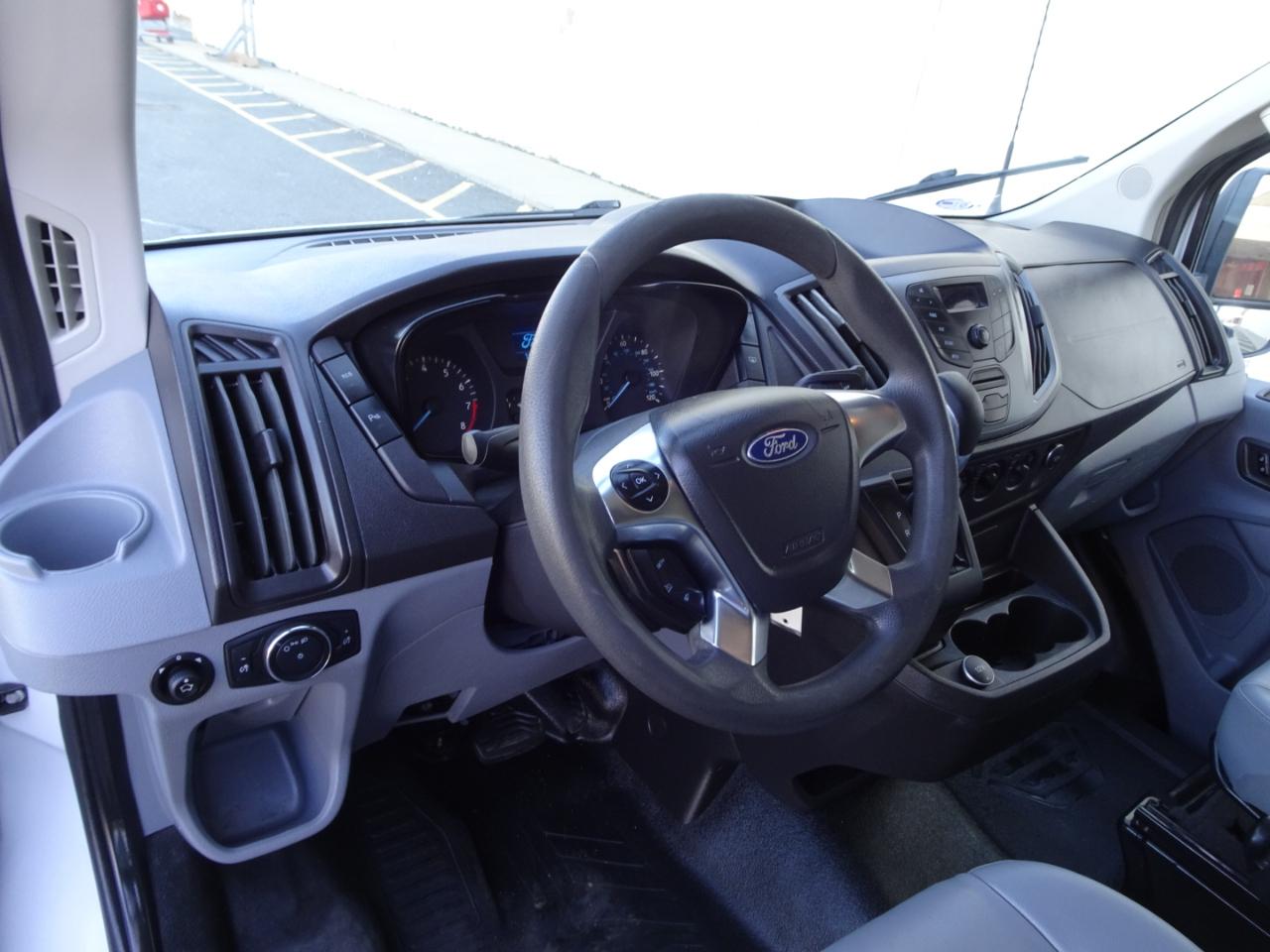 Ford Transit Wagon T-350 148" Med Roof XLT Sliding RH Dr 2017