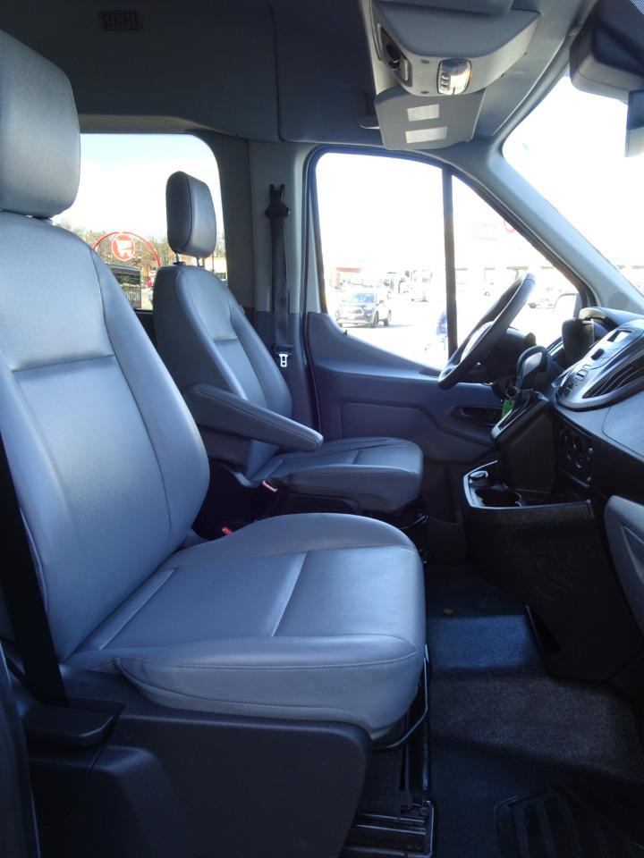 Ford Transit Wagon T-350 148" Med Roof XLT Sliding RH Dr 2017