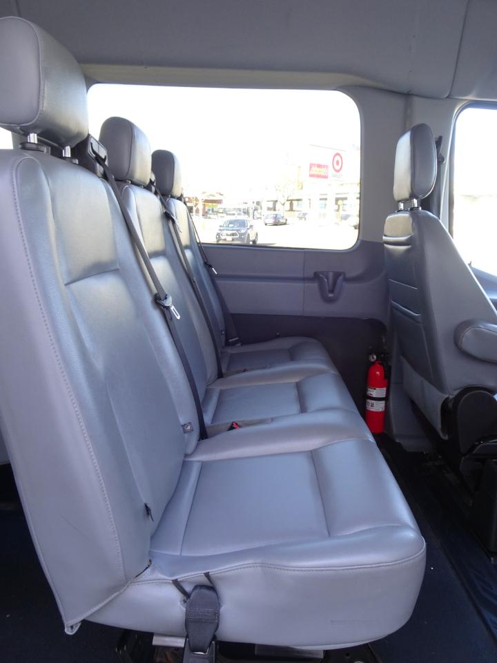 Ford Transit Wagon T-350 148" Med Roof XLT Sliding RH Dr 2017