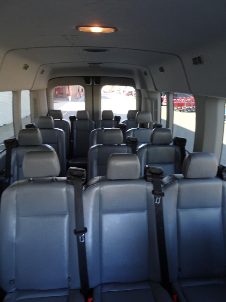 Ford Transit Wagon T-350 148" Med Roof XLT Sliding RH Dr 2017