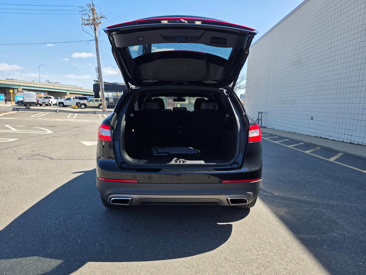 Lincoln MKX AWD 4dr Reserve 2016