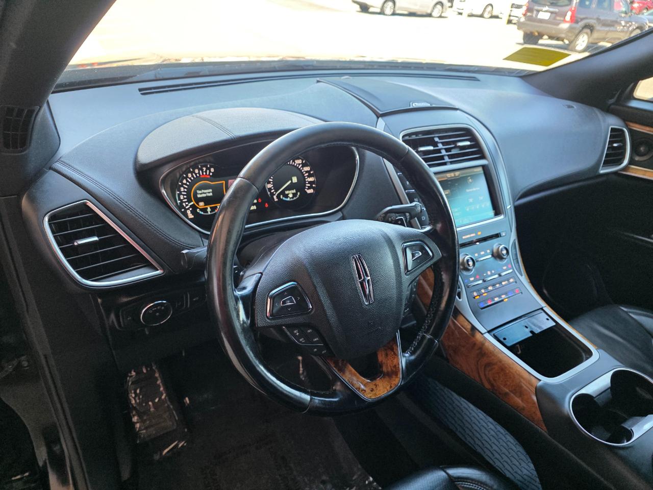 Lincoln MKX AWD 4dr Reserve 2016