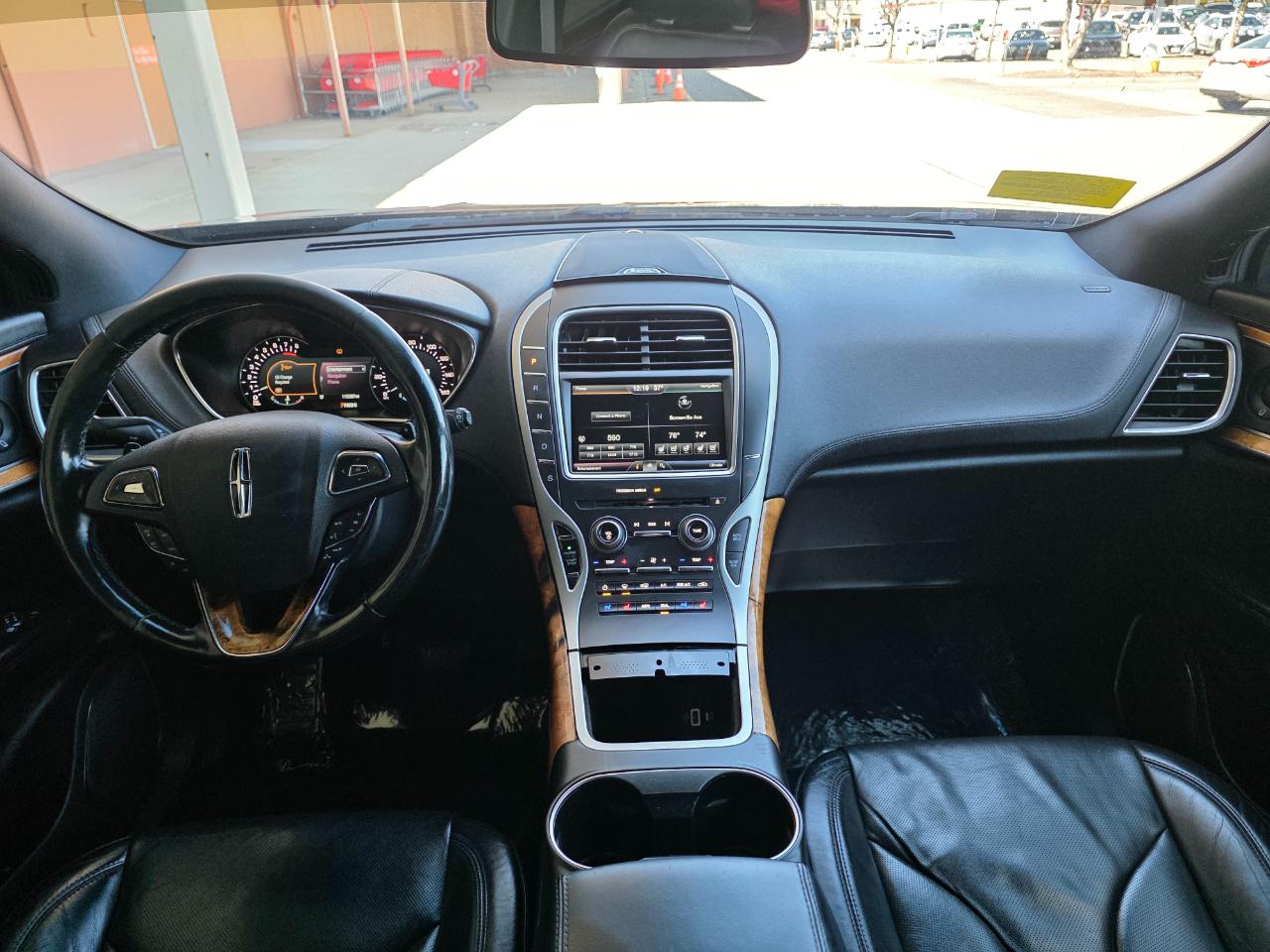 Lincoln MKX AWD 4dr Reserve 2016