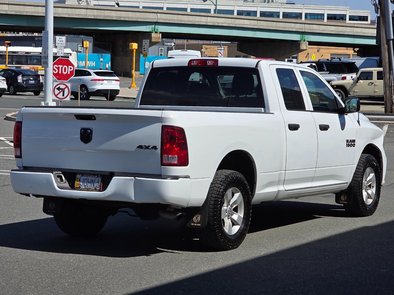 RAM 1500 Express 4x4 Quad Cab 6'4" Box 2017