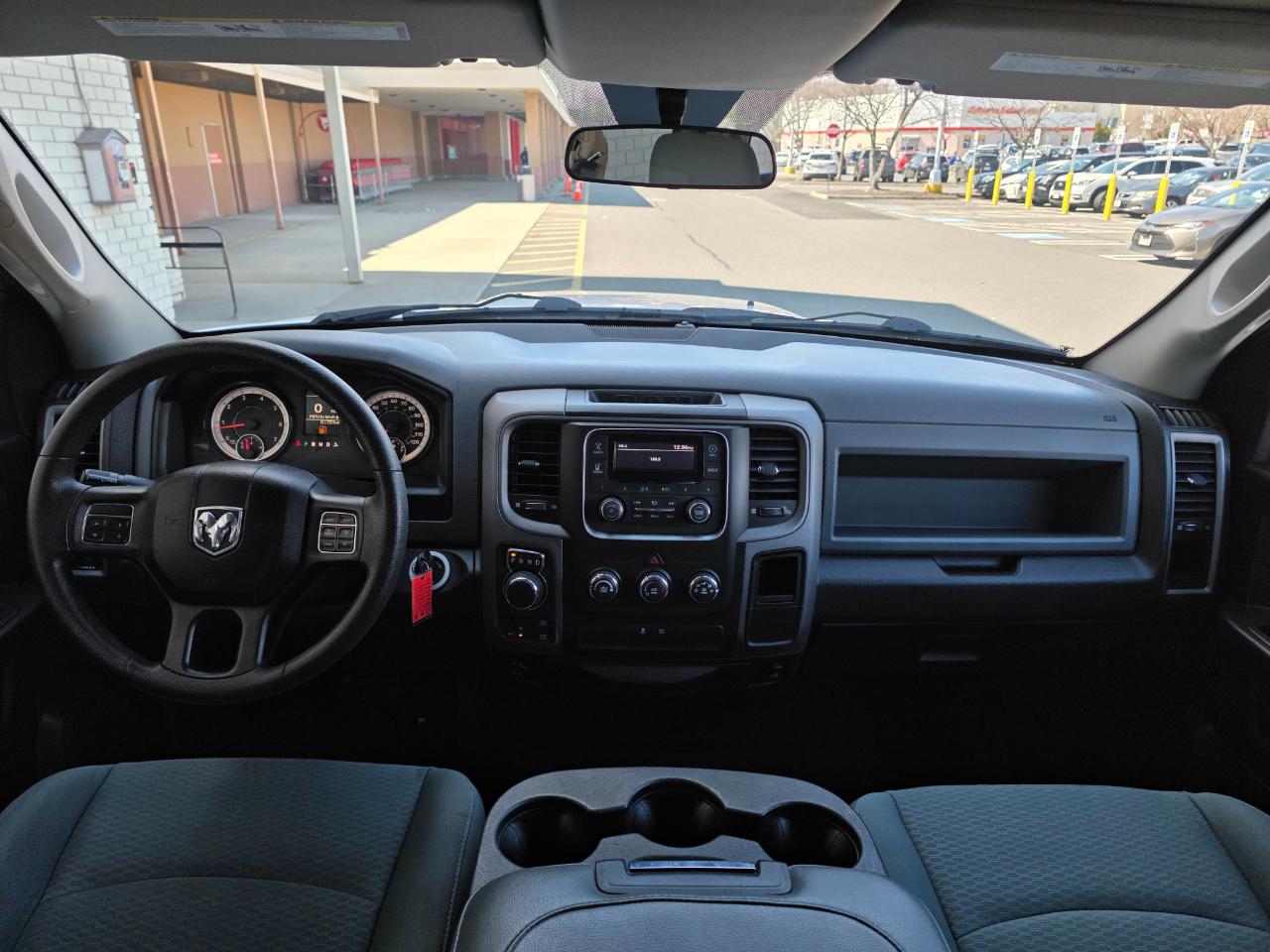 RAM 1500 Express 4x4 Quad Cab 6'4" Box 2017