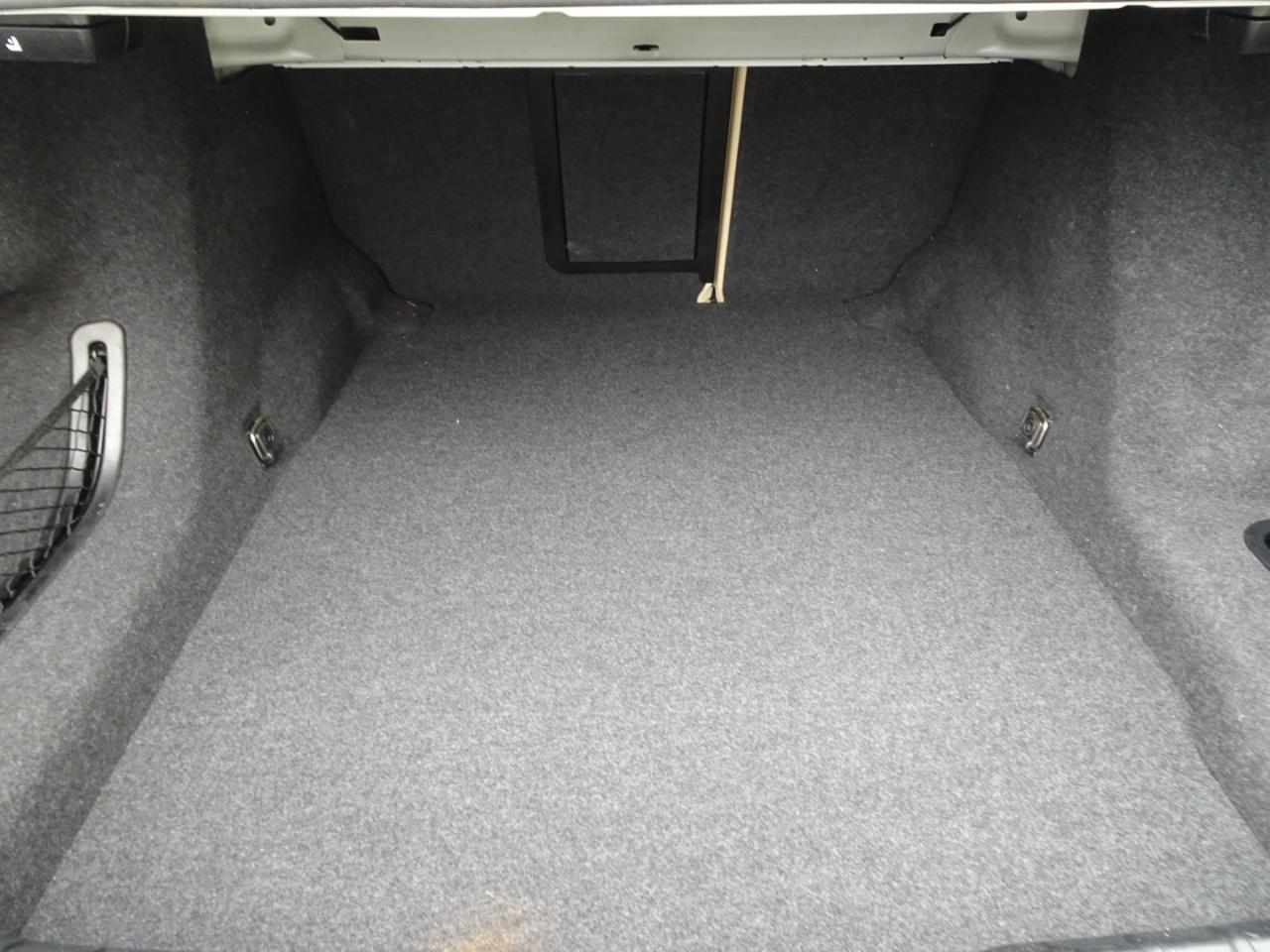 BMW 5 Series 4dr Sdn 528i xDrive AWD 2015