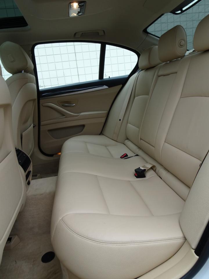 BMW 5 Series 4dr Sdn 528i xDrive AWD 2015