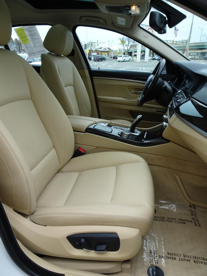 BMW 5 Series 4dr Sdn 528i xDrive AWD 2015
