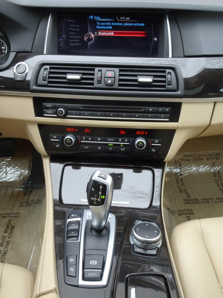 BMW 5 Series 4dr Sdn 528i xDrive AWD 2015