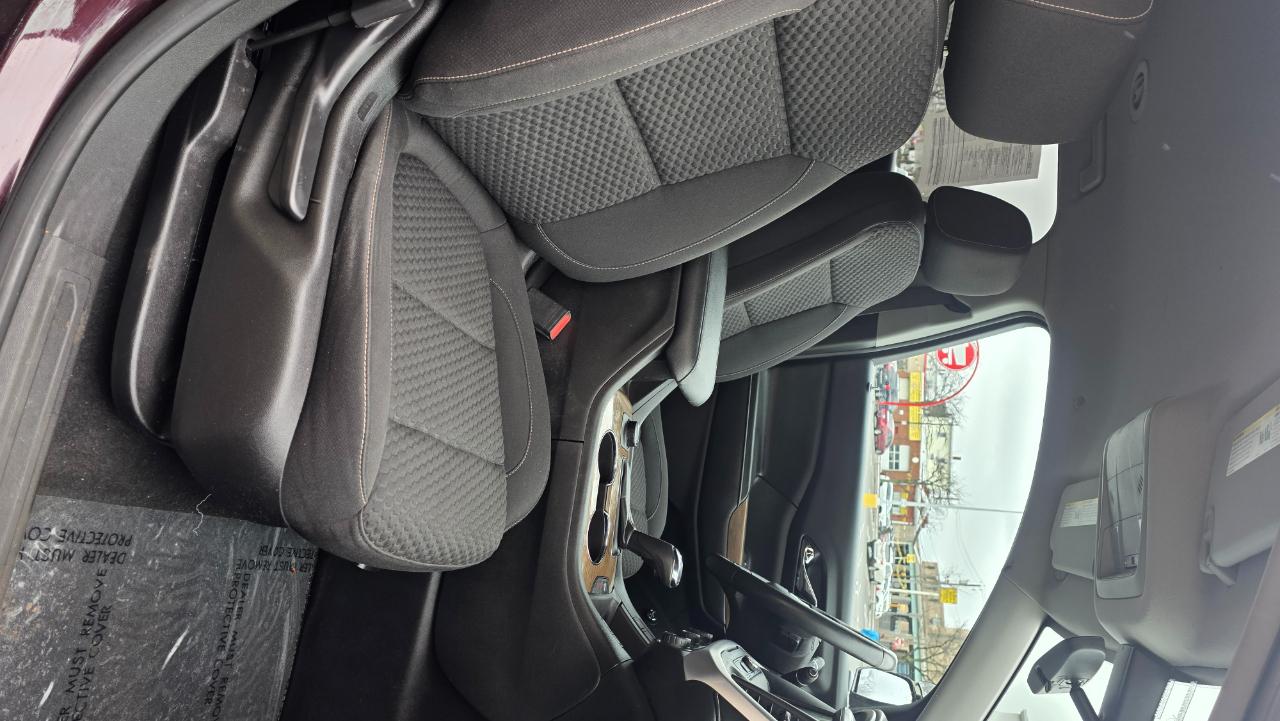 GMC Acadia AWD 4dr SLE w/SLE-2 2017