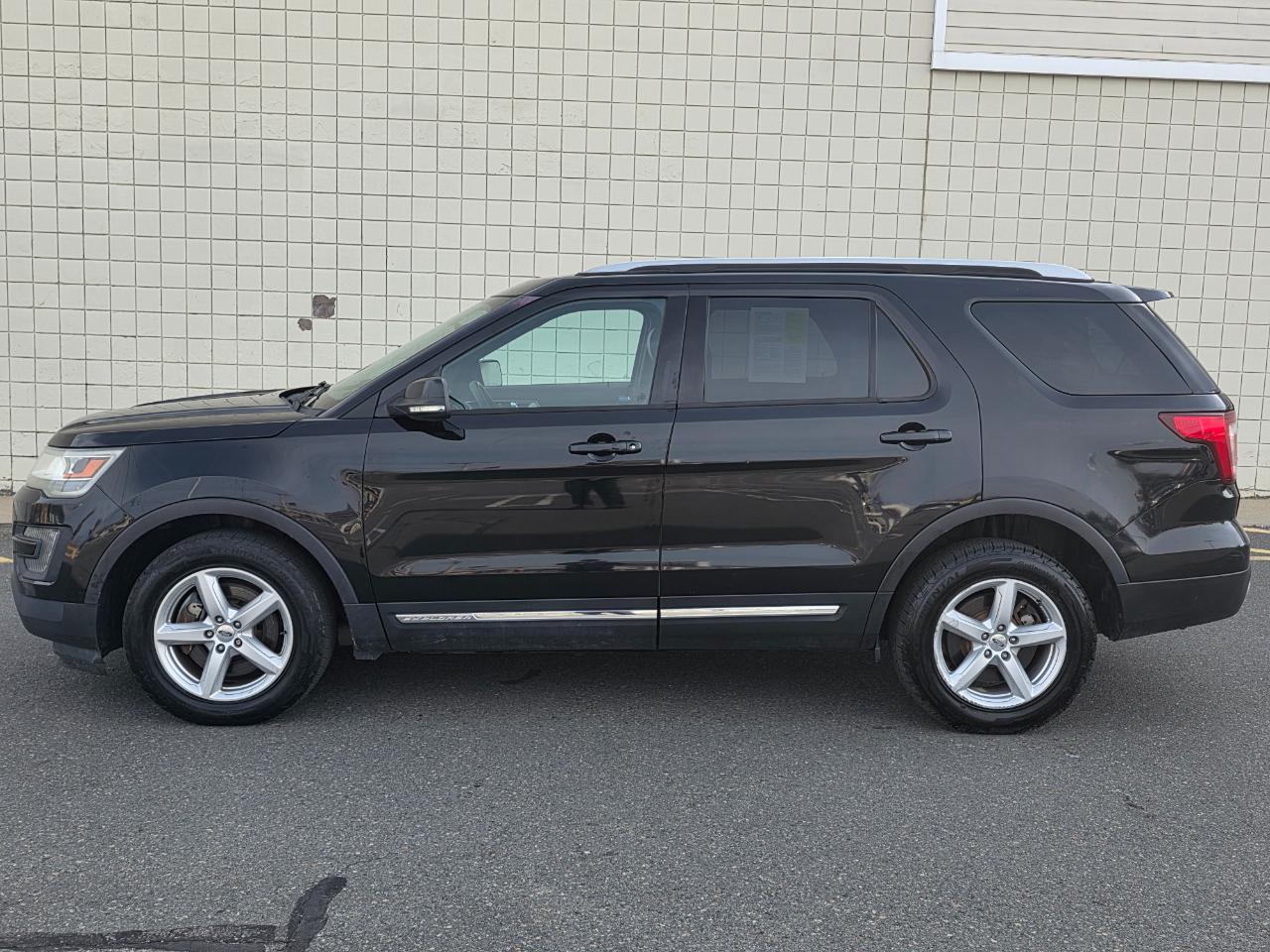 Ford Explorer 4WD 4dr XLT 2016