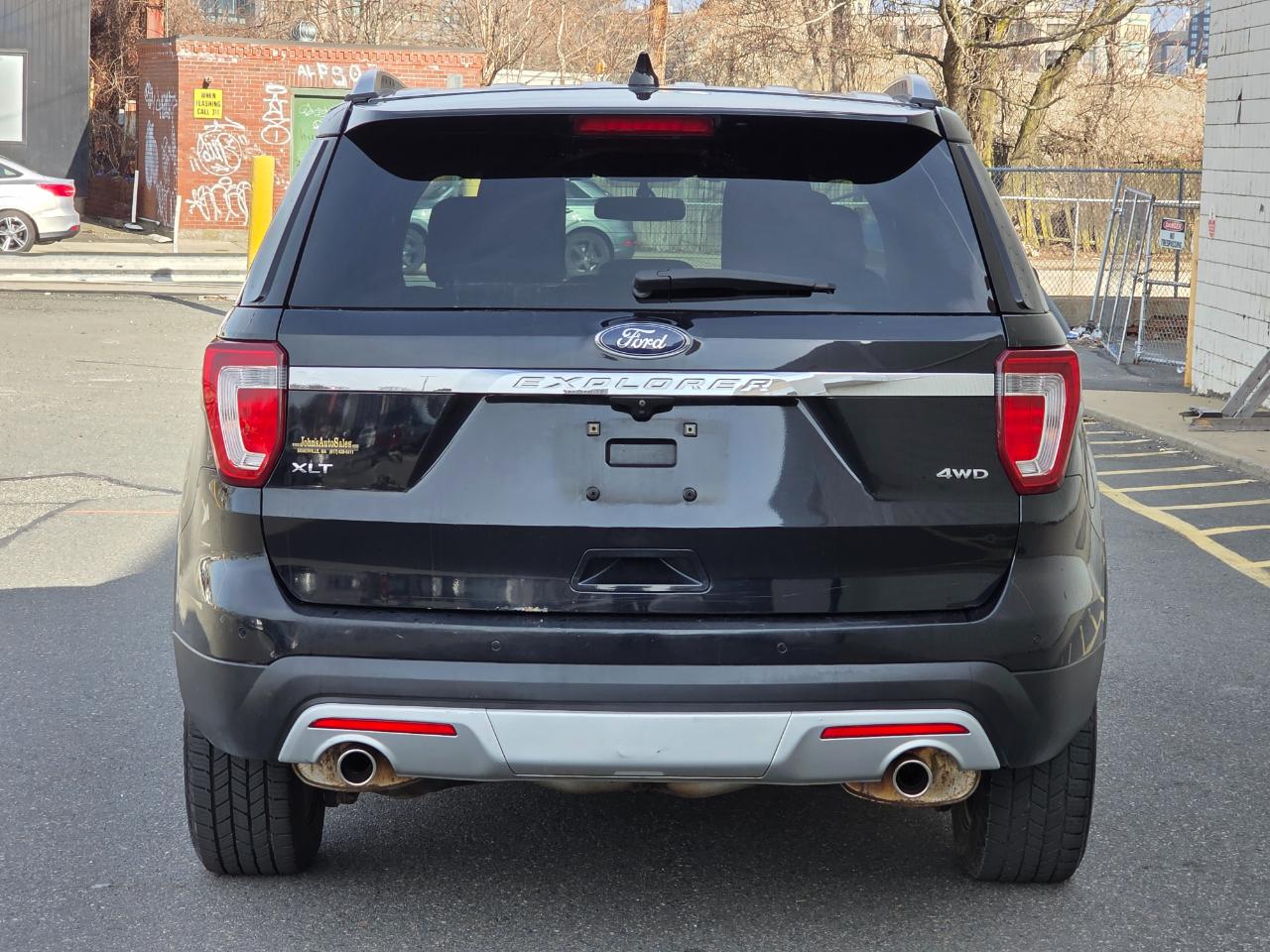 Ford Explorer 4WD 4dr XLT 2016