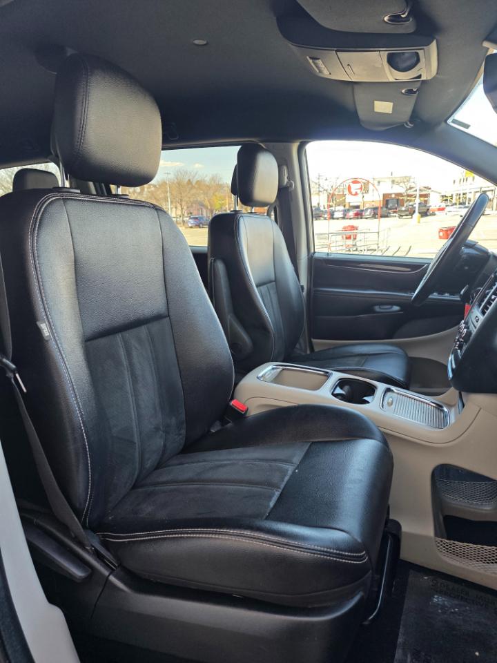 Dodge Grand Caravan SXT Wagon 2019
