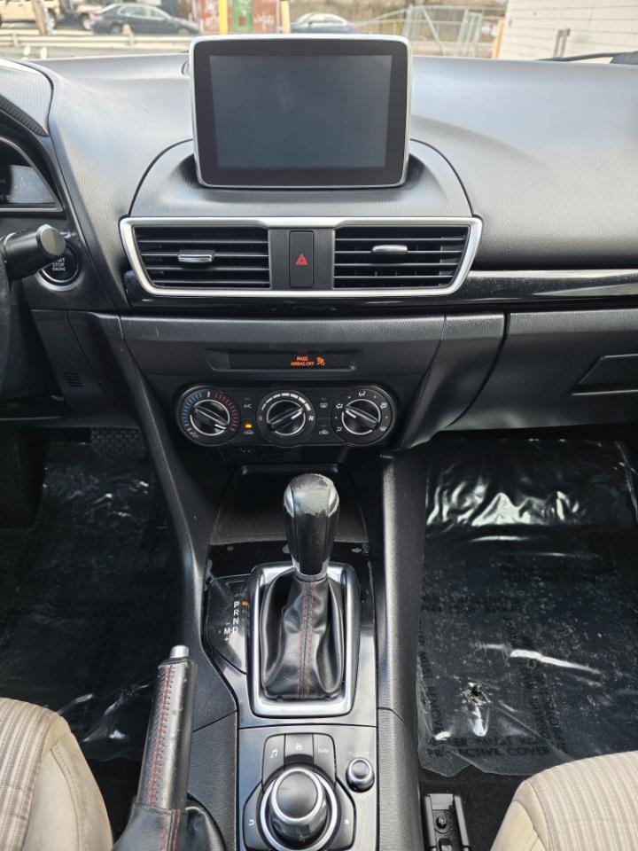 Mazda MAZDA3 4dr Sdn Auto i Touring 2016