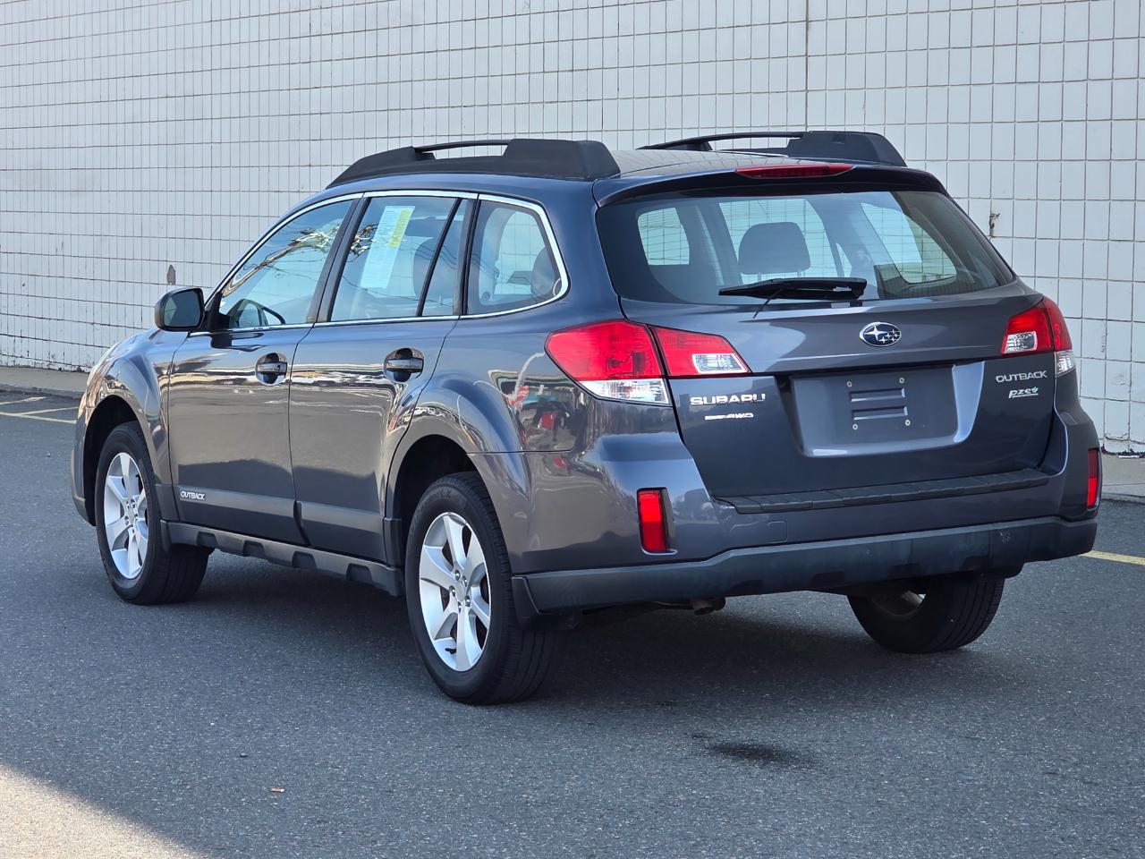 Subaru Outback 4dr Wgn H4 Auto 2.5i 2014