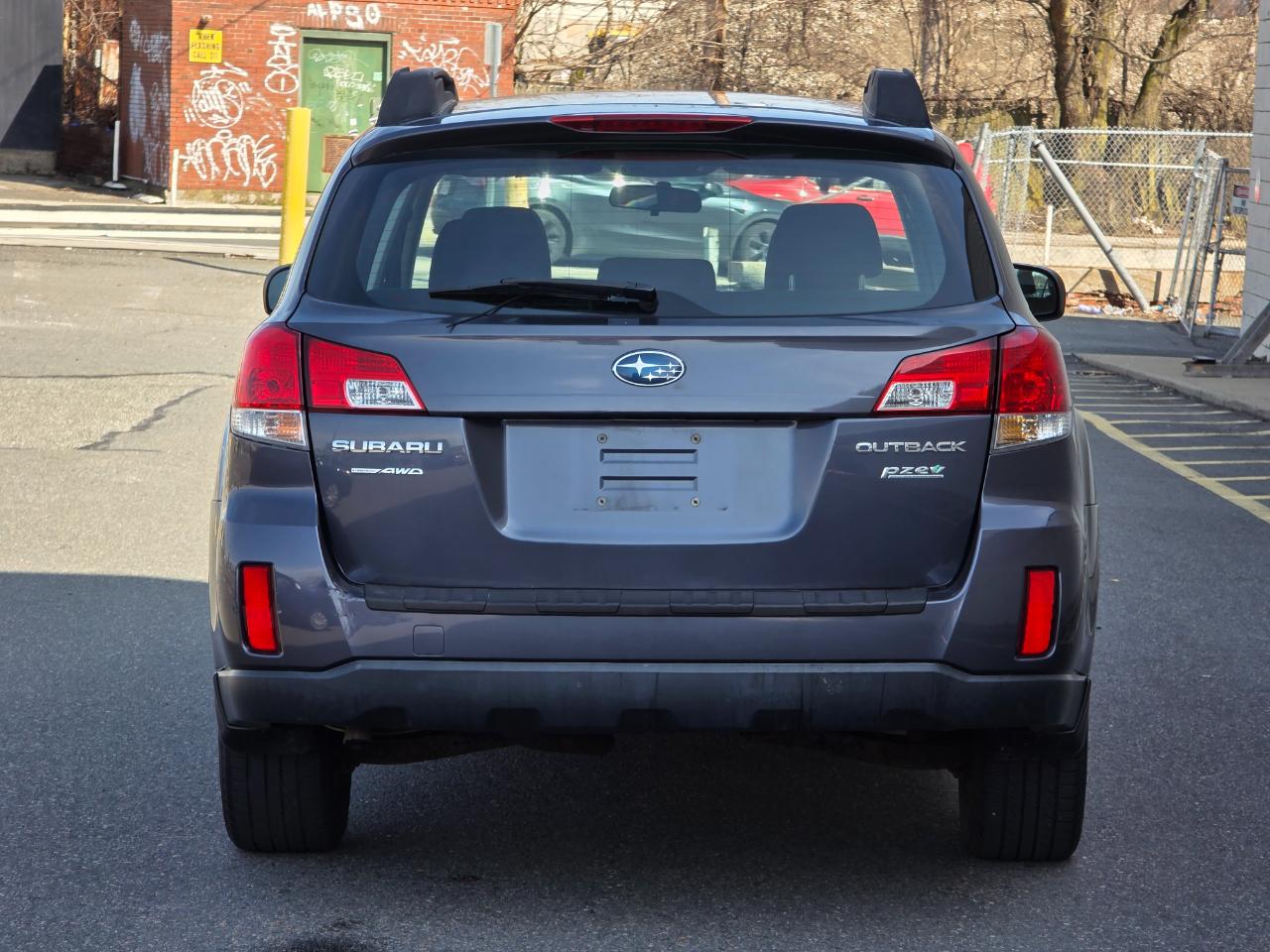 Subaru Outback 4dr Wgn H4 Auto 2.5i 2014