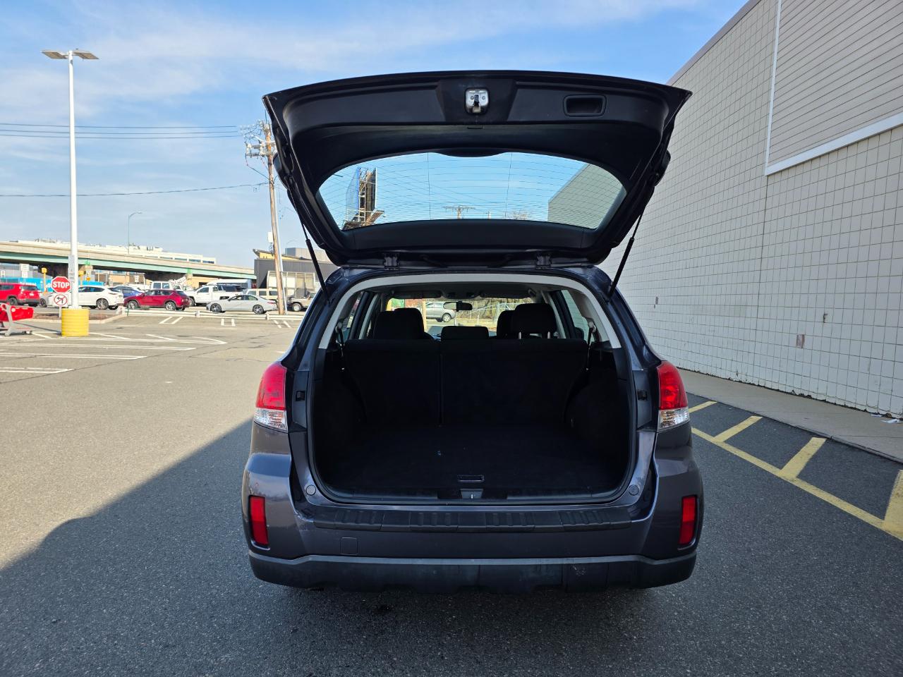 Subaru Outback 4dr Wgn H4 Auto 2.5i 2014