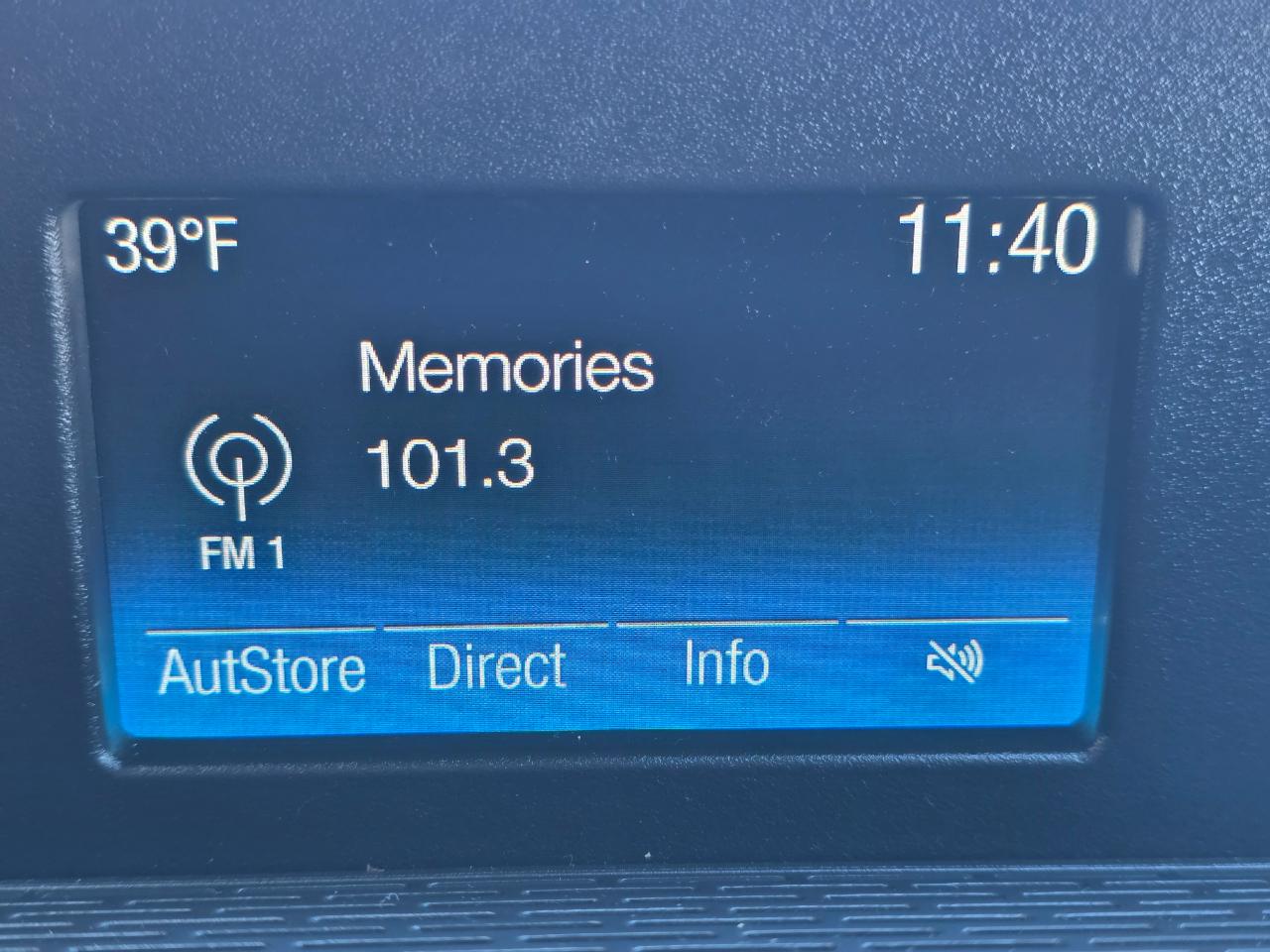 Ford Transit Wagon T-350 148" Low Roof XL Swing-Out RH Dr 2016