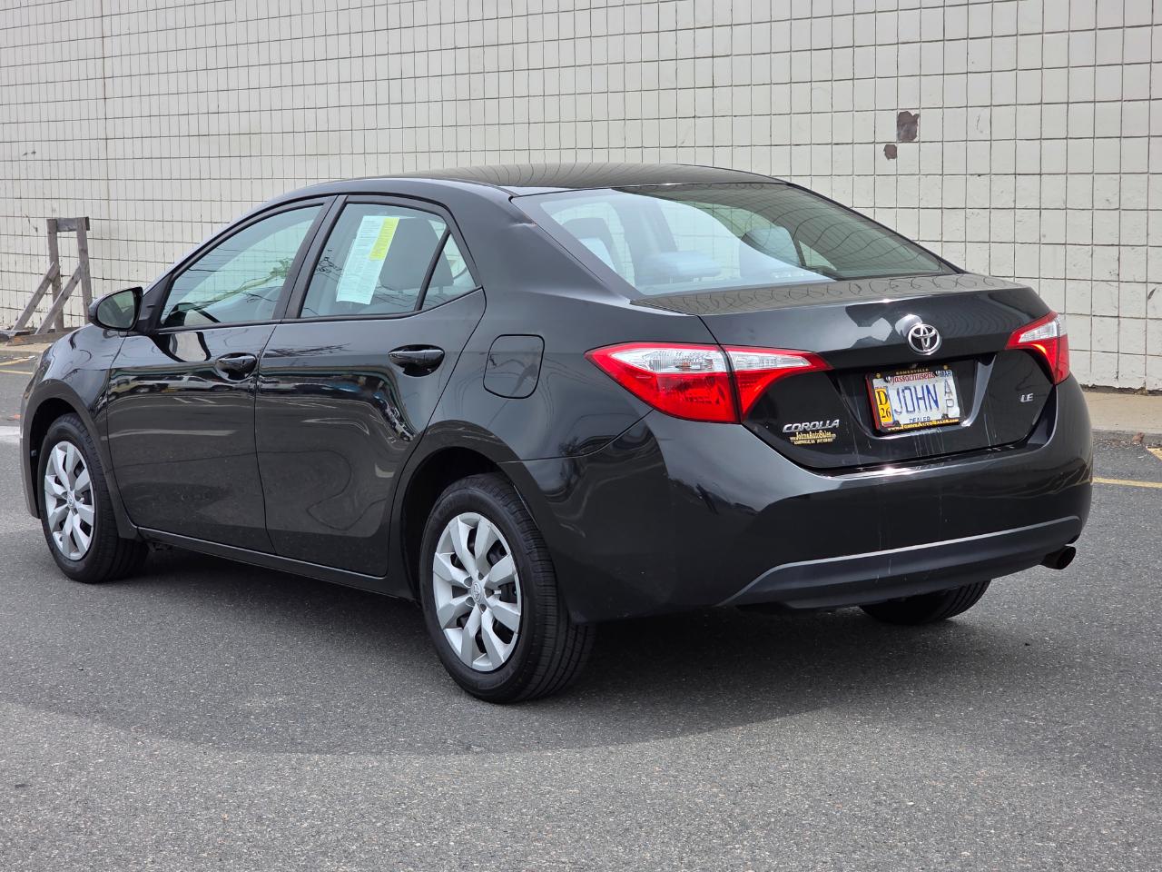 Toyota Corolla 4dr Sdn CVT LE Premium (Natl) 2015