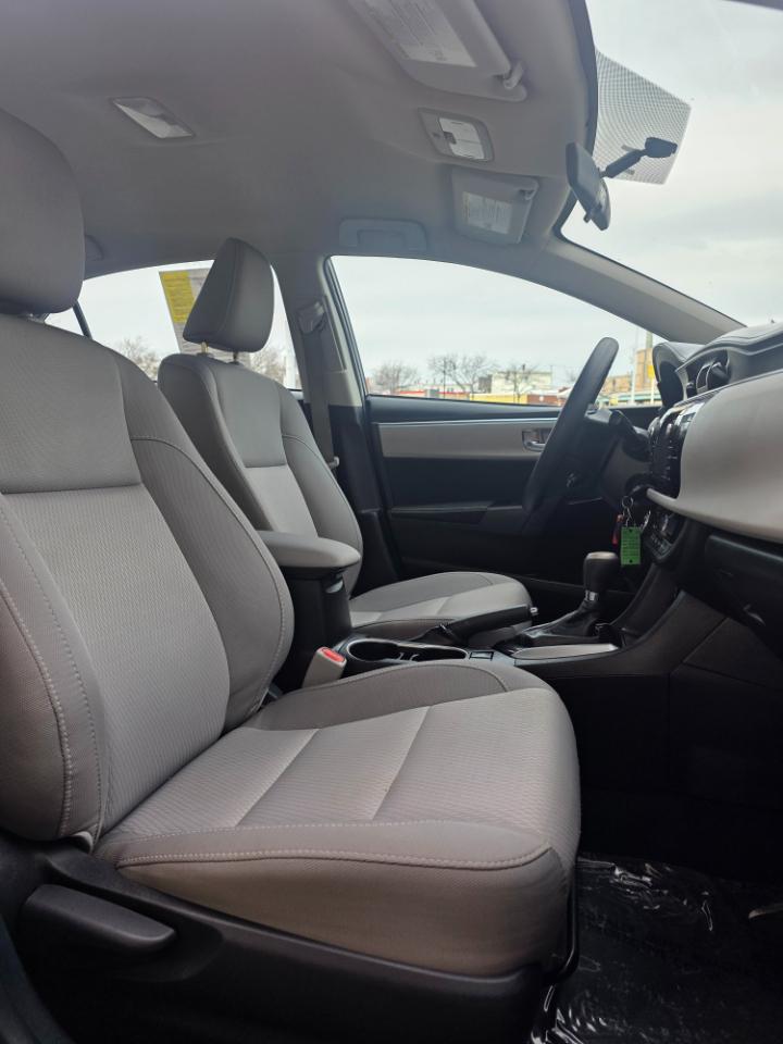 Toyota Corolla 4dr Sdn CVT LE Premium (Natl) 2015