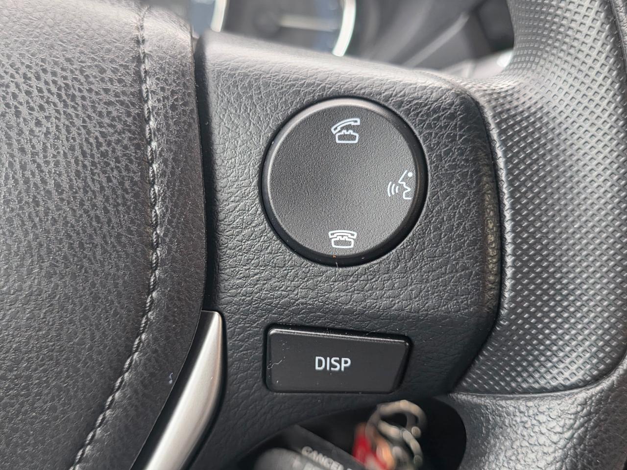 Toyota Corolla 4dr Sdn CVT LE Premium (Natl) 2015