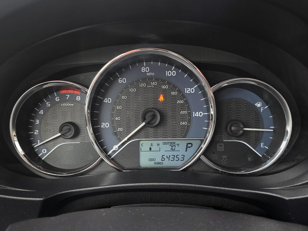 Toyota Corolla 4dr Sdn CVT LE Premium (Natl) 2015