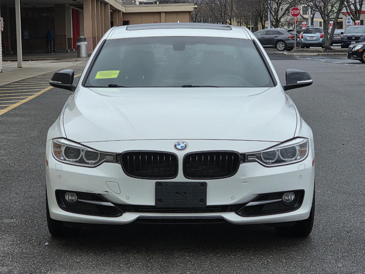 BMW 3 Series 4dr Sdn 328i xDrive AWD SULEV 2014
