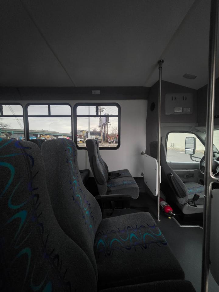 Ford E-Series Cutaway E-450 DRW 158" WB 2018