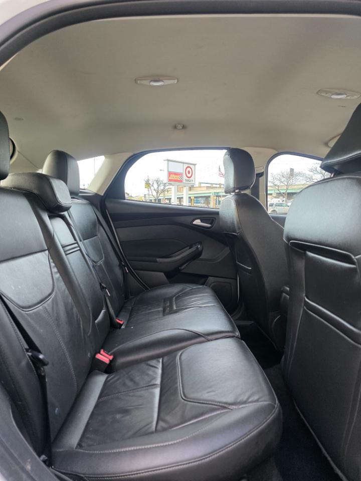 Ford Focus 5dr HB SE 2015