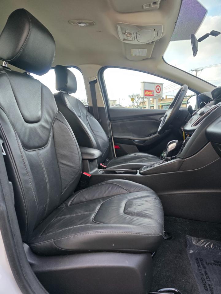 Ford Focus 5dr HB SE 2015