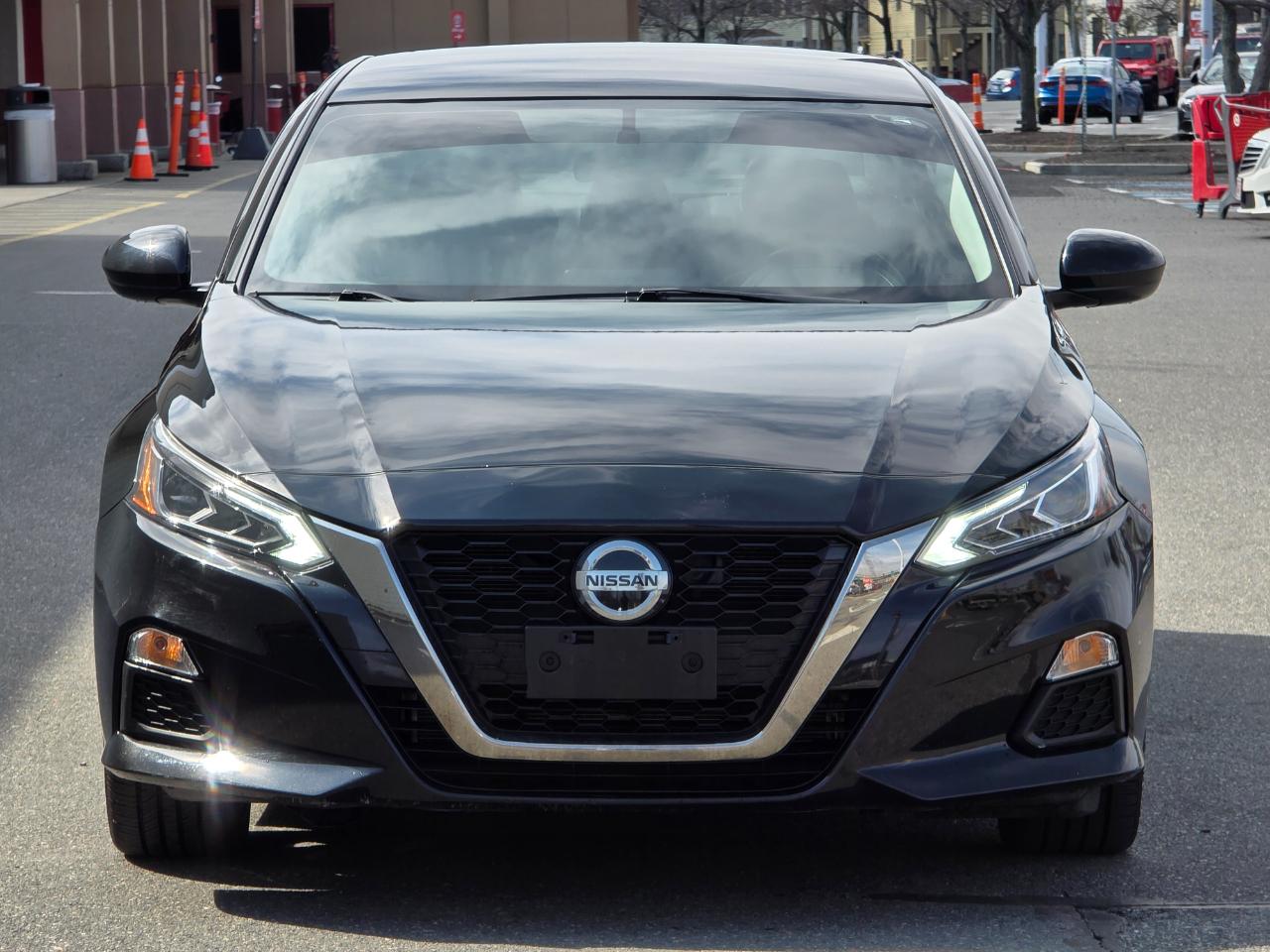 Nissan Altima 2.5 SR Sedan 2019