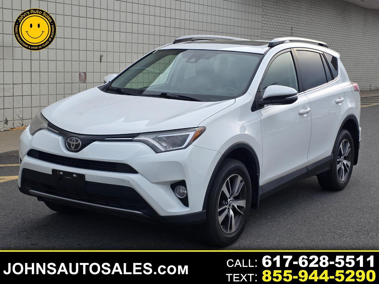 Toyota RAV4 XLE AWD (Natl) 2017