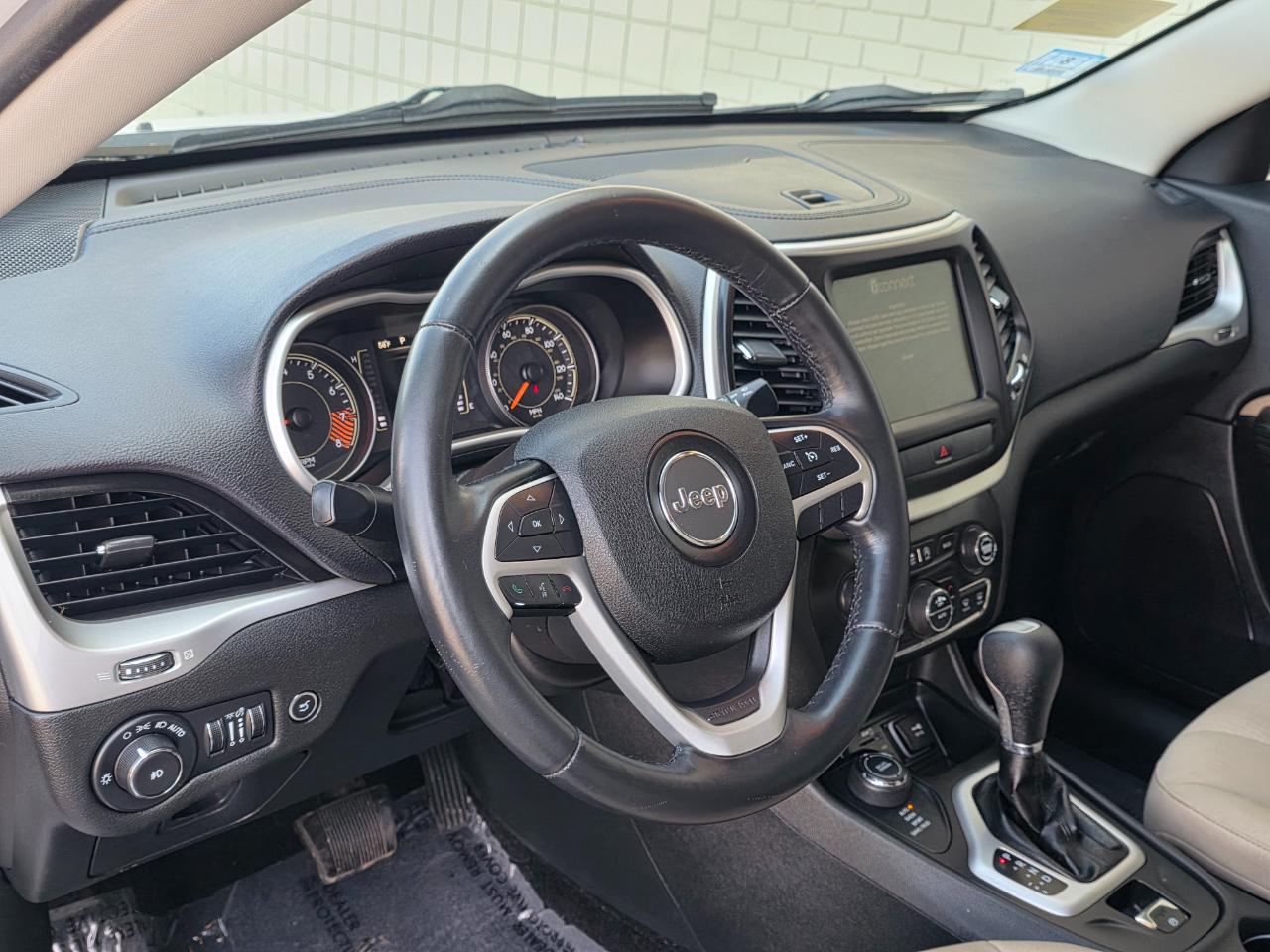 Jeep Cherokee 4WD 4dr Latitude 2015