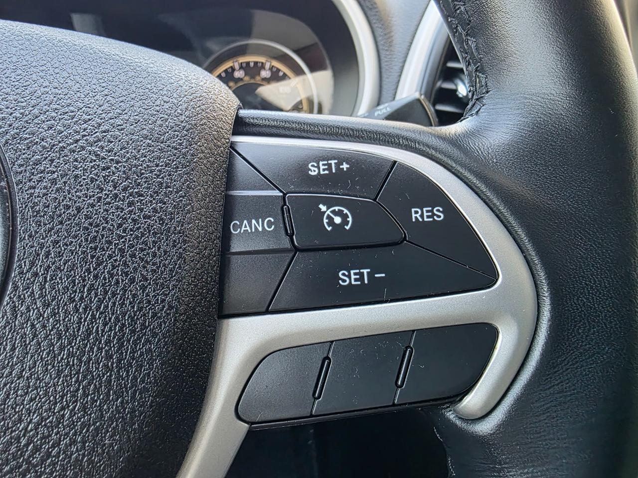 Jeep Cherokee 4WD 4dr Latitude 2015