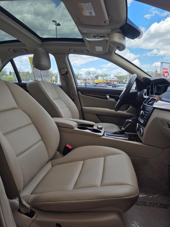 Mercedes-Benz C-Class 4dr Sdn C 300 Sport 4MATIC 2013