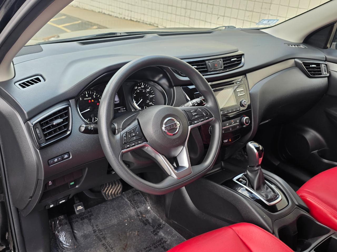 Nissan Rogue Sport FWD S 2018