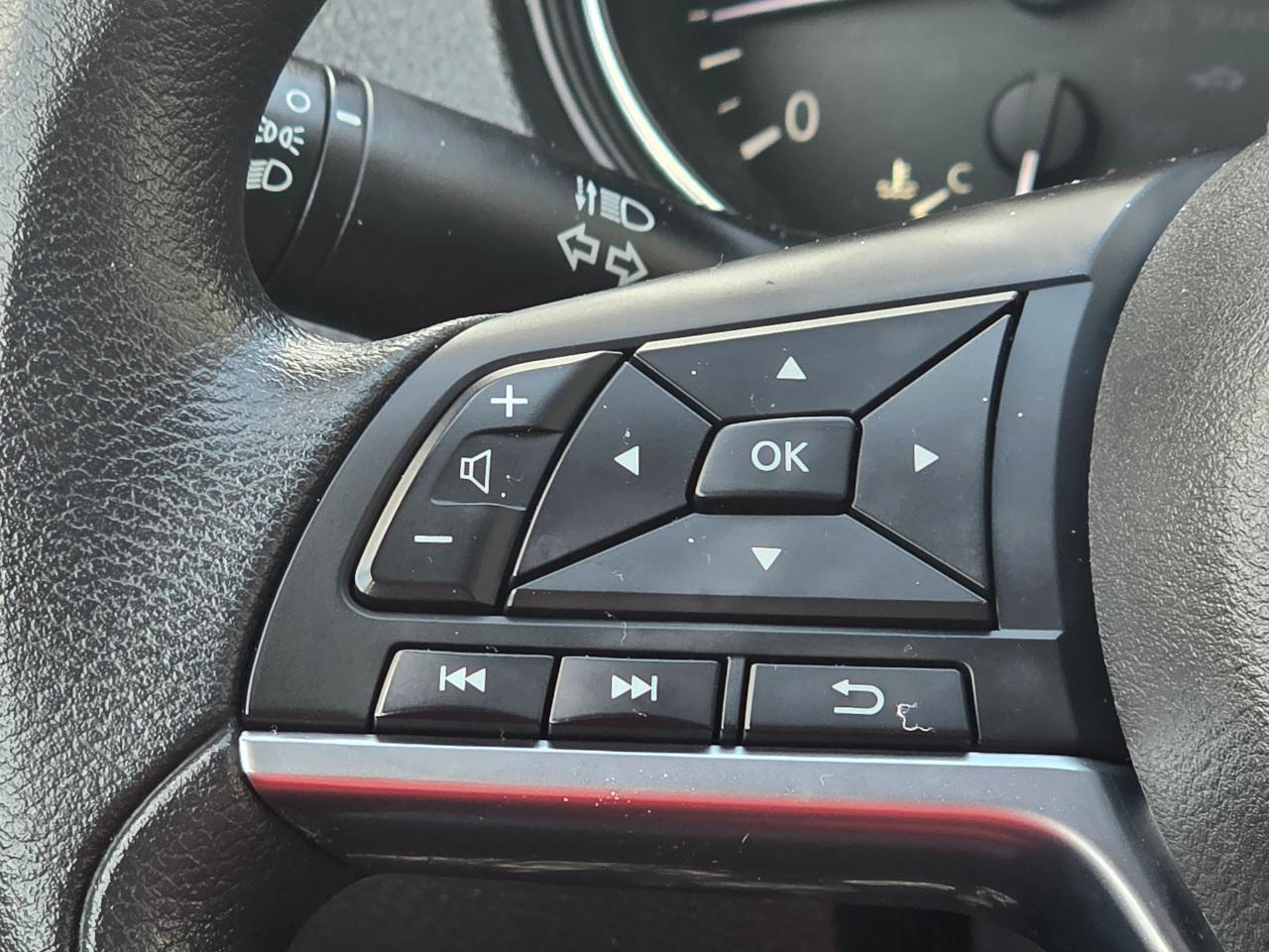 Nissan Rogue Sport FWD S 2018