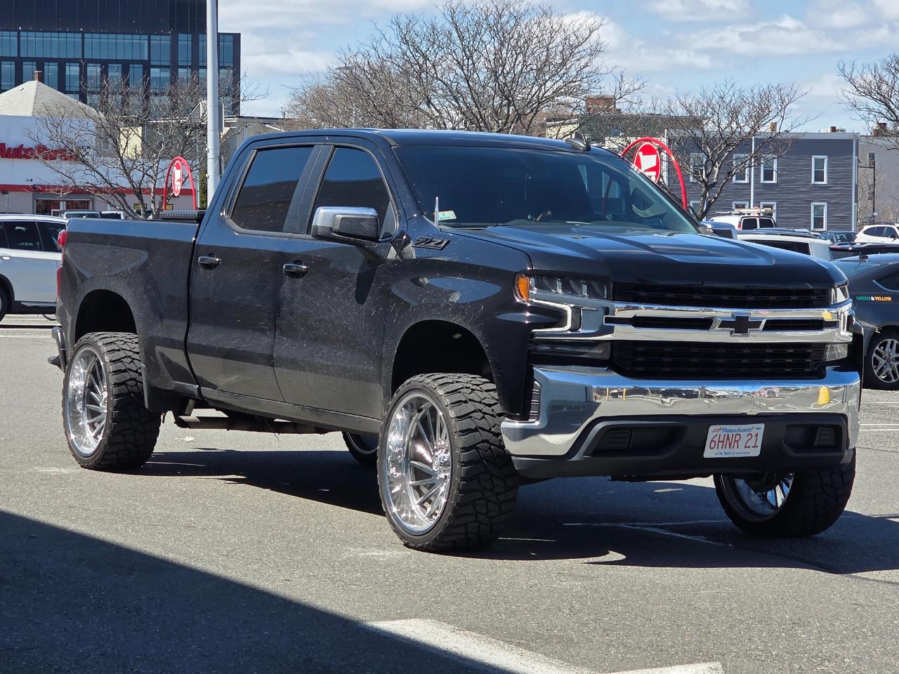 Chevrolet Silverado 1500 2WD Crew Cab 157" LT 2021