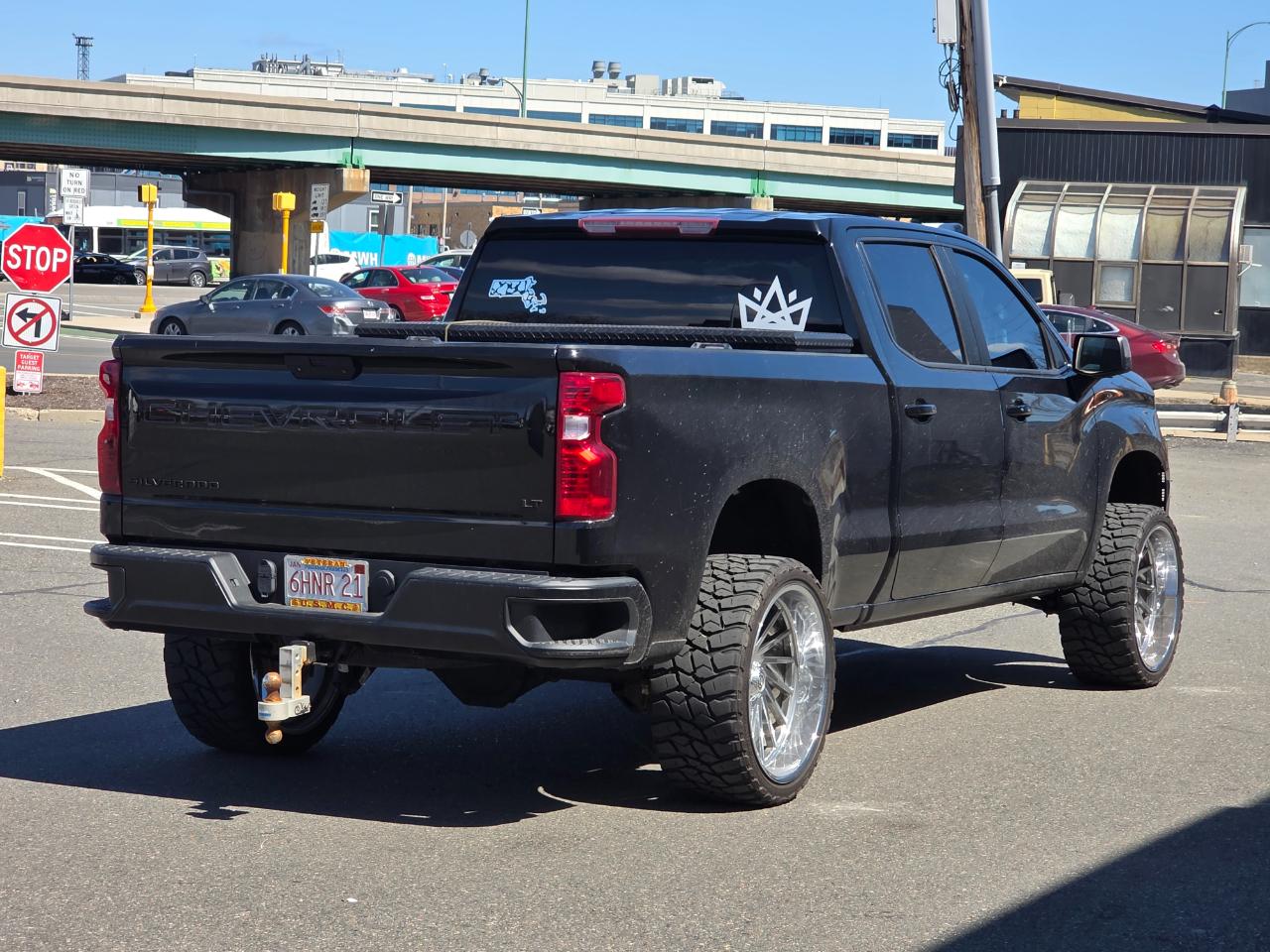 Chevrolet Silverado 1500 2WD Crew Cab 157" LT 2021