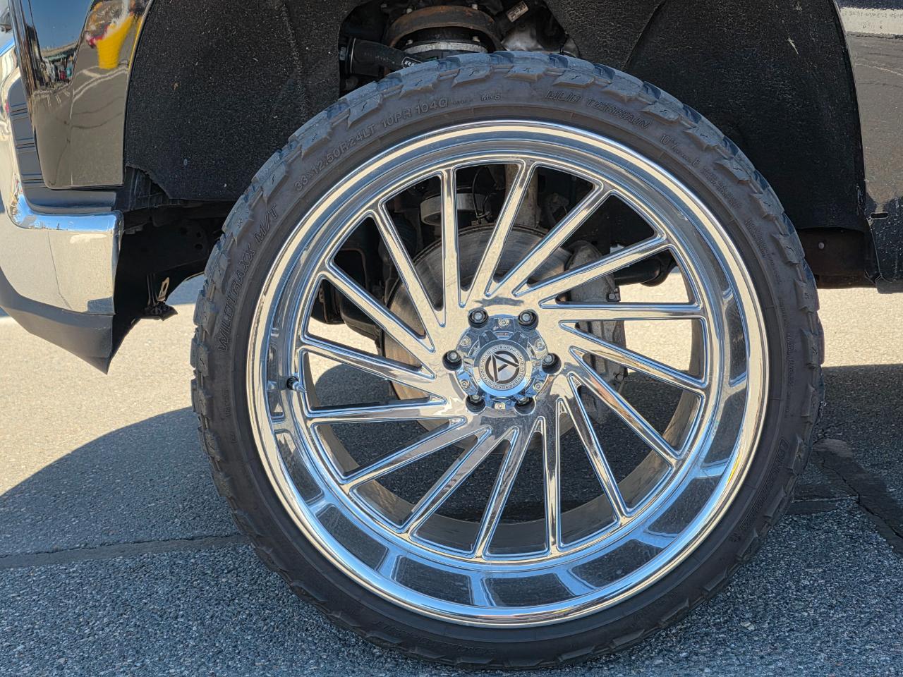 Chevrolet Silverado 1500 2WD Crew Cab 157" LT 2021