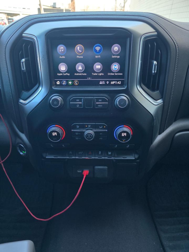 Chevrolet Silverado 1500 2WD Crew Cab 157" LT 2021