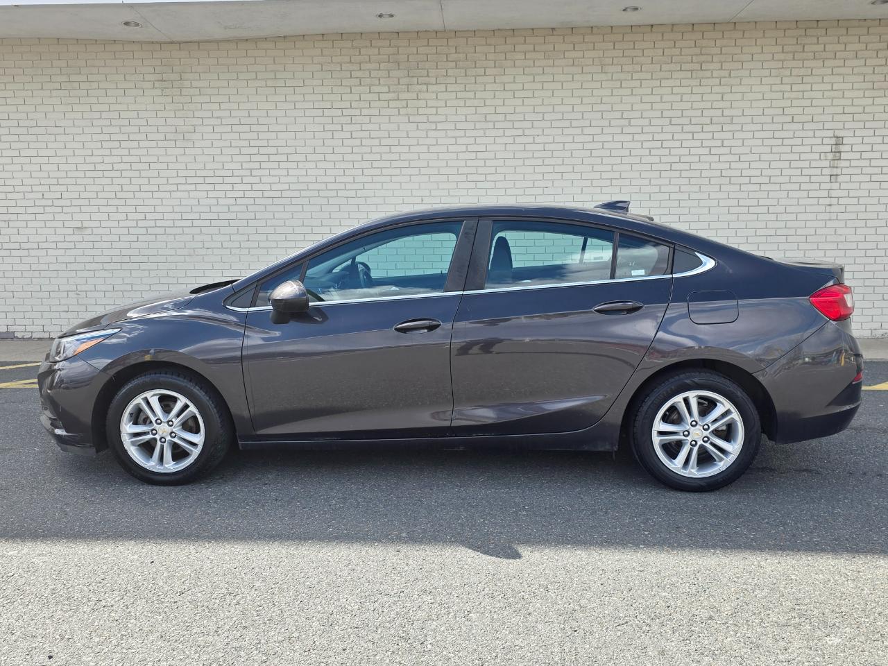 Chevrolet Cruze 4dr Sdn 1.4L LT w/1SD 2017
