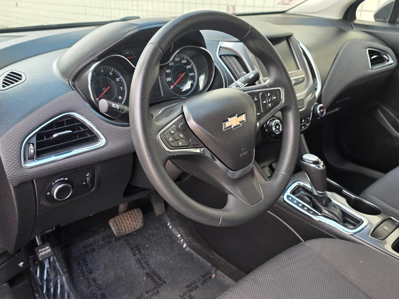 Chevrolet Cruze 4dr Sdn 1.4L LT w/1SD 2017