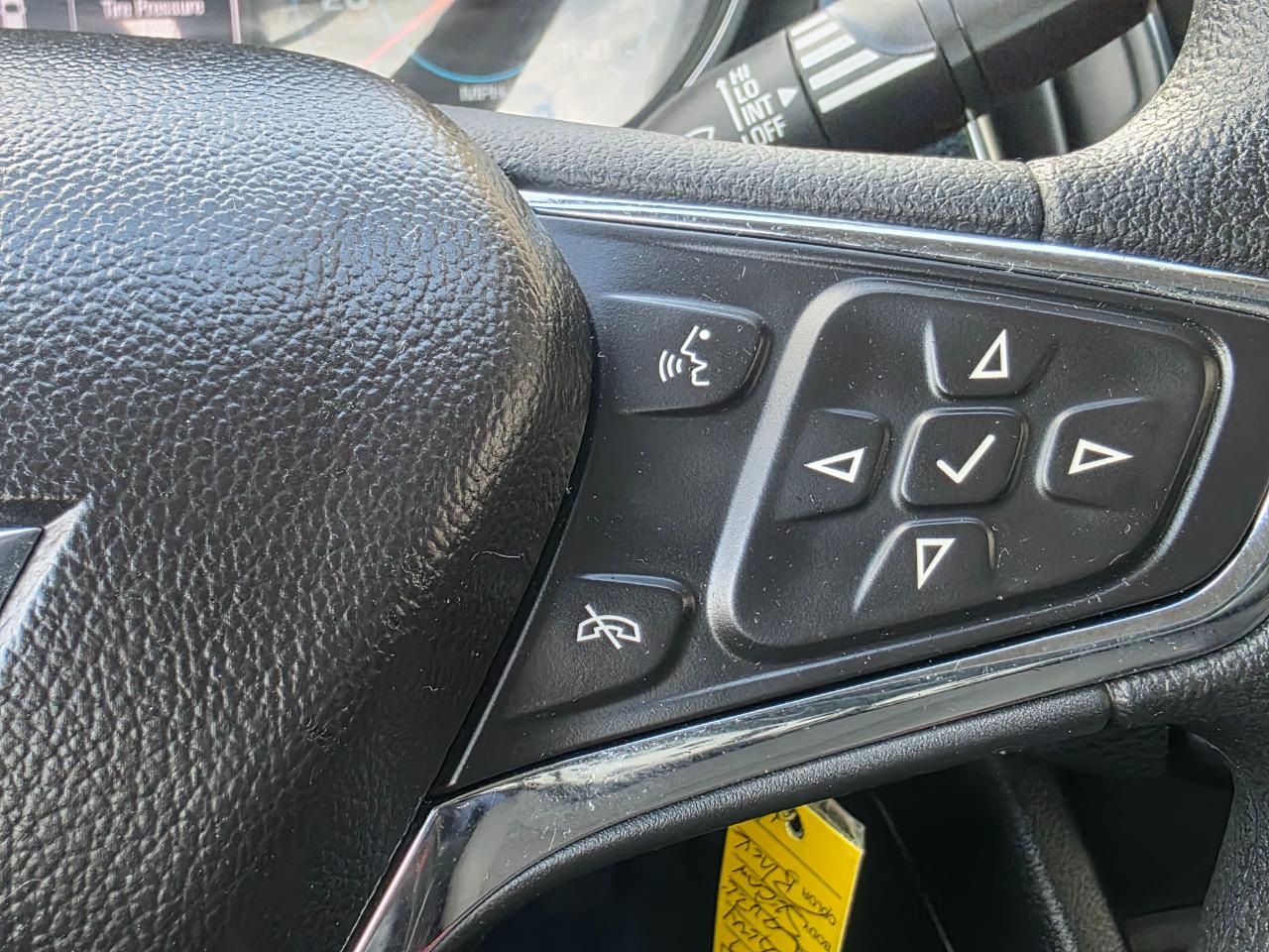 Chevrolet Cruze 4dr Sdn 1.4L LT w/1SD 2017