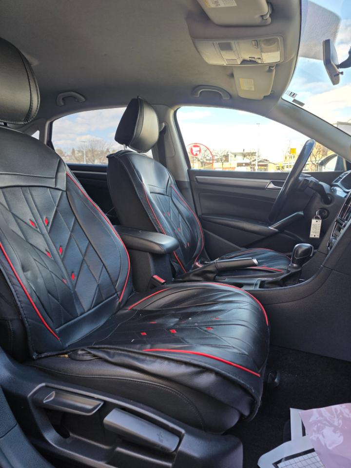 Volkswagen Passat R-Line w/Comfort Pkg Auto 2017