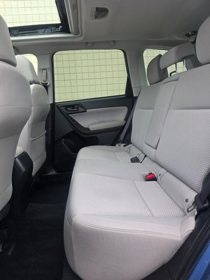 Subaru Forester 2.5i Premium Manual 2017