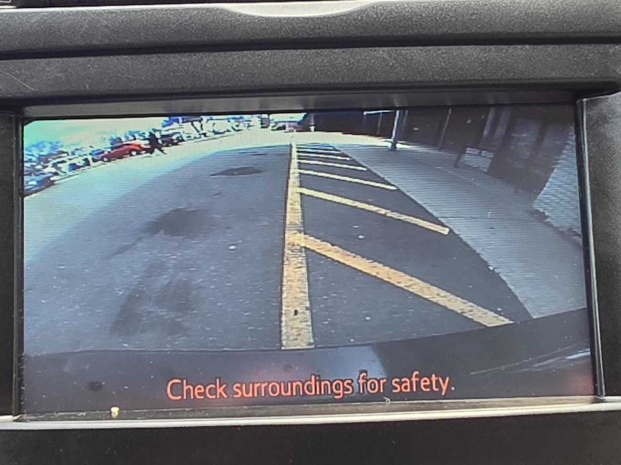 Toyota Prius V 5dr Wgn Three (Natl) 2014