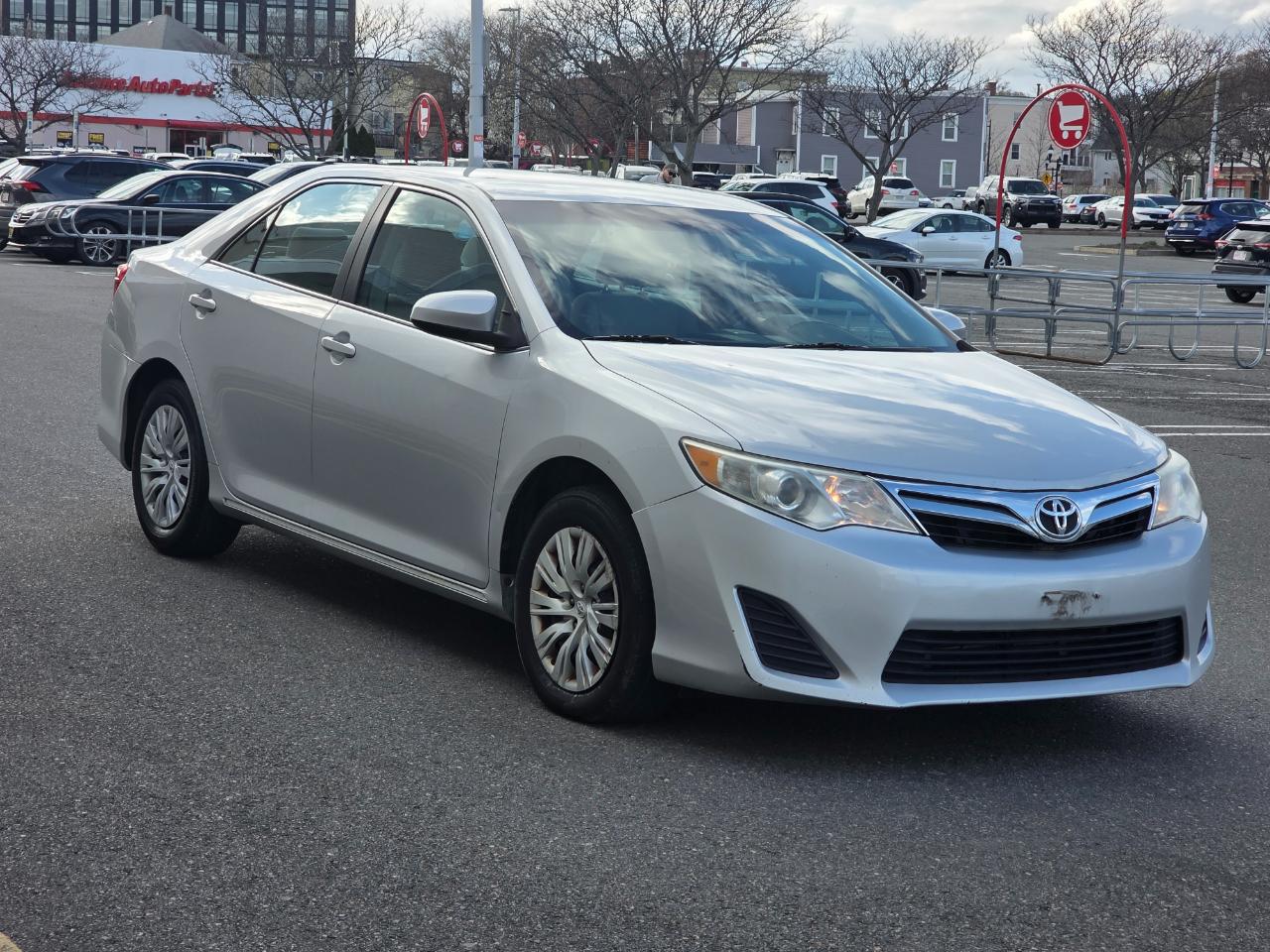Toyota Camry 2014.5 4dr Sdn I4 Auto SE Sport (Natl) 2014